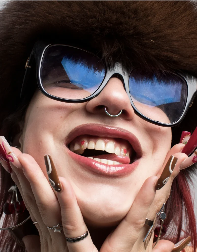 decoracion dental en valencia con gemas dentales